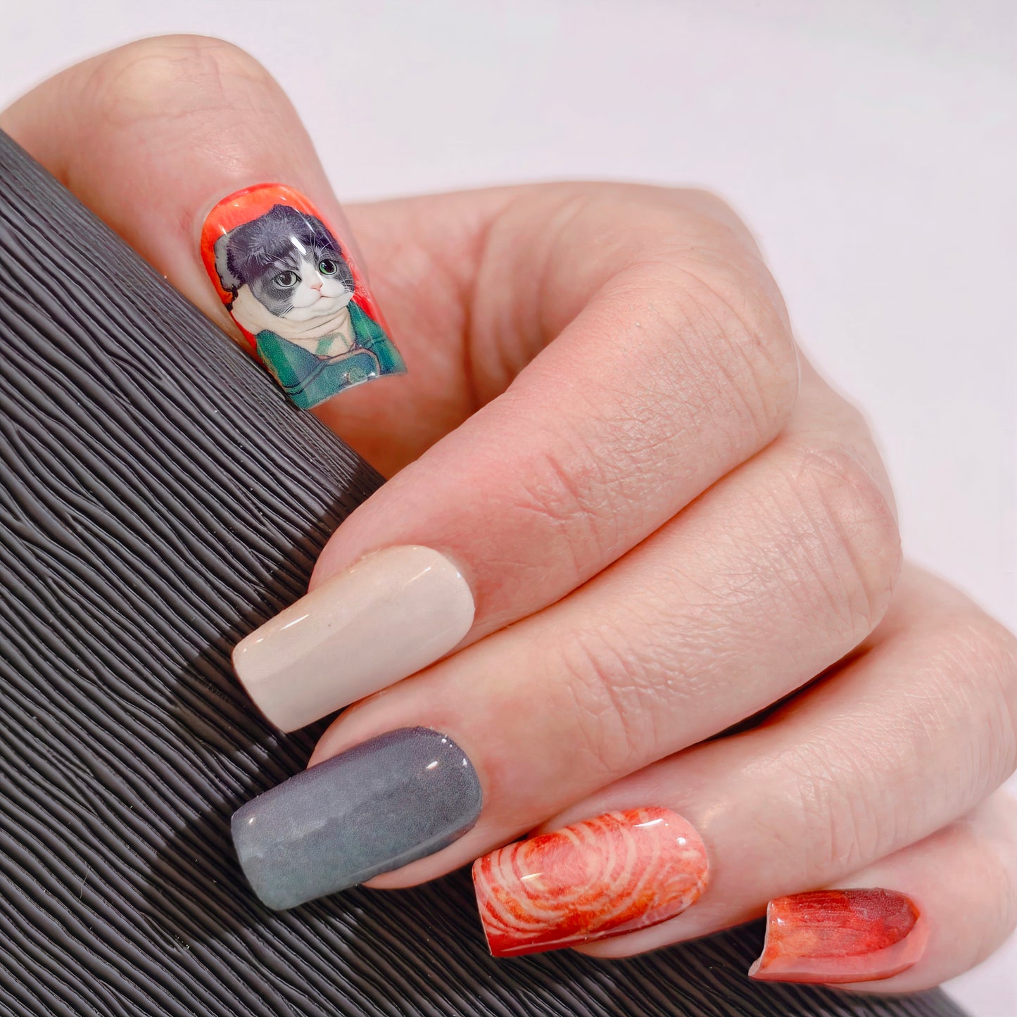 Artistic Portrait | Press-on Nails