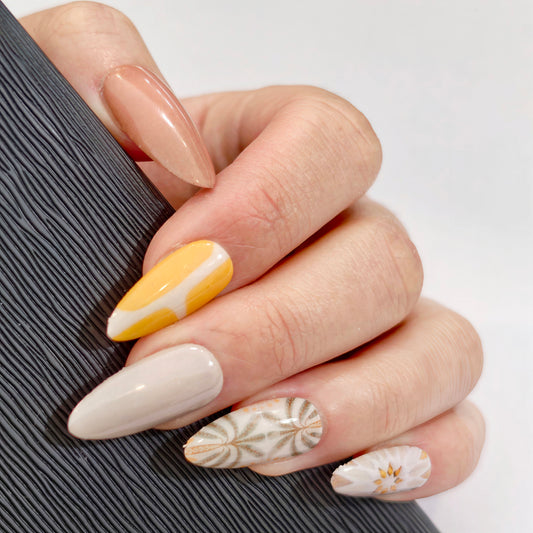 Pastel Sunbeam | Press-on Nails